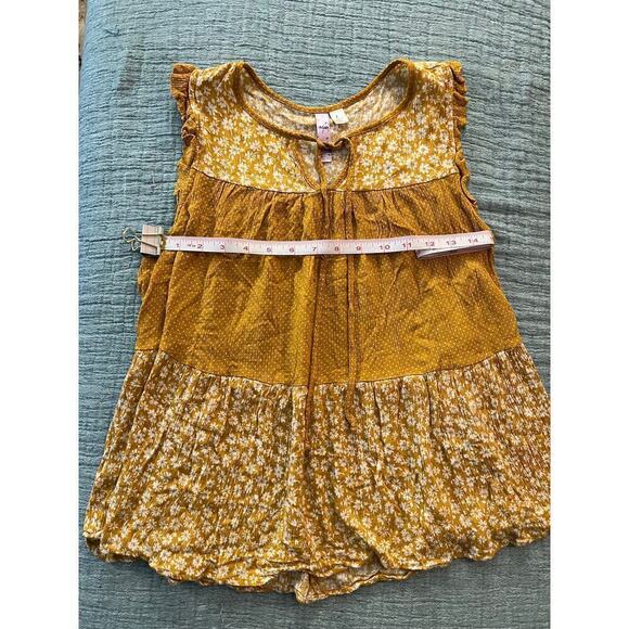 Sleeveless summer top - Picture 4 of 5